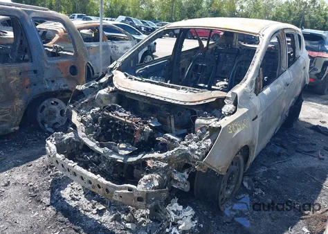 2018 Ford Escape S z USA, uszkodzony, nr VIN 1FMCU0F7XJUB05723